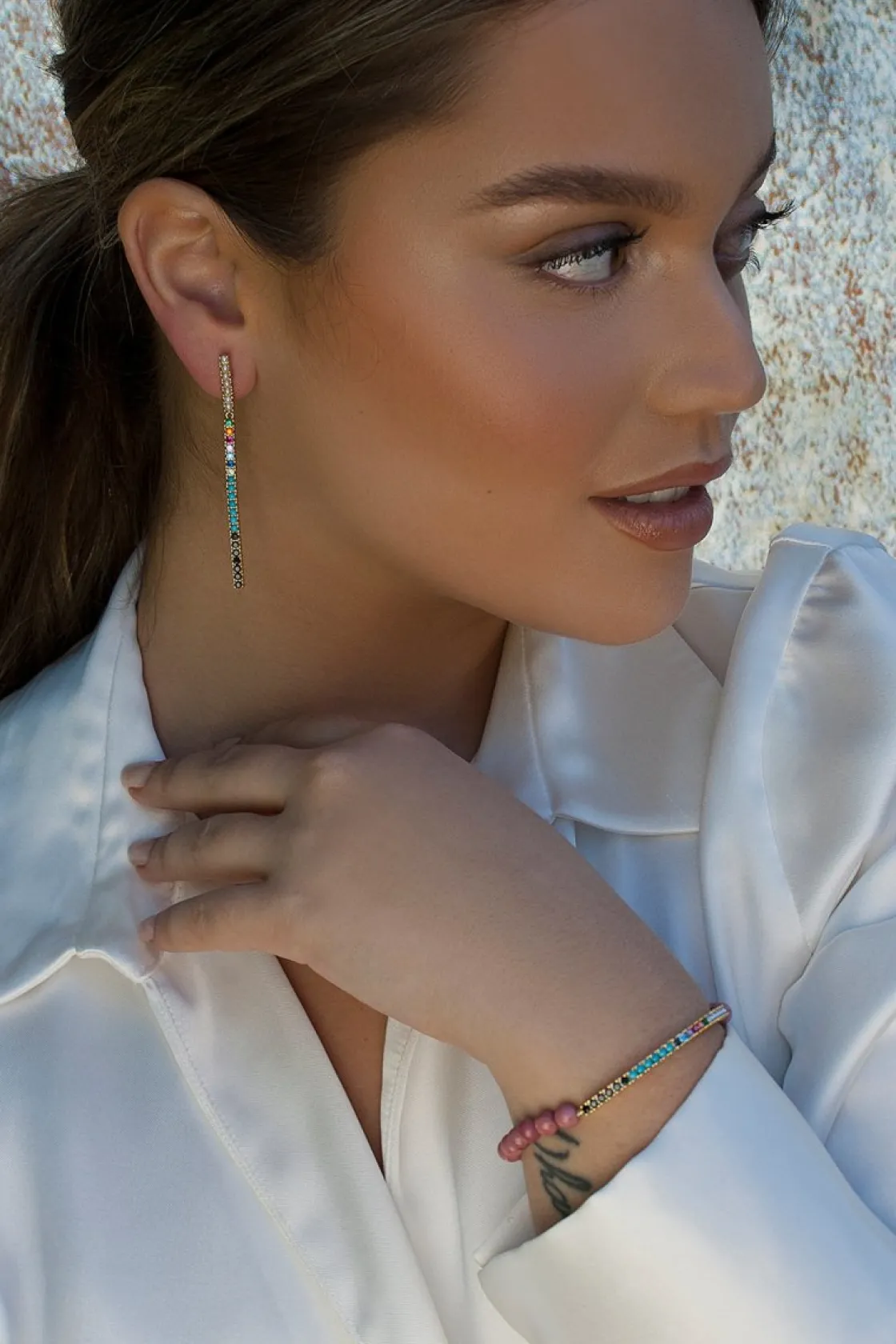Pendientes Largos | LINEARGENT Pendientes largos formados por piedras circonitas y perlas