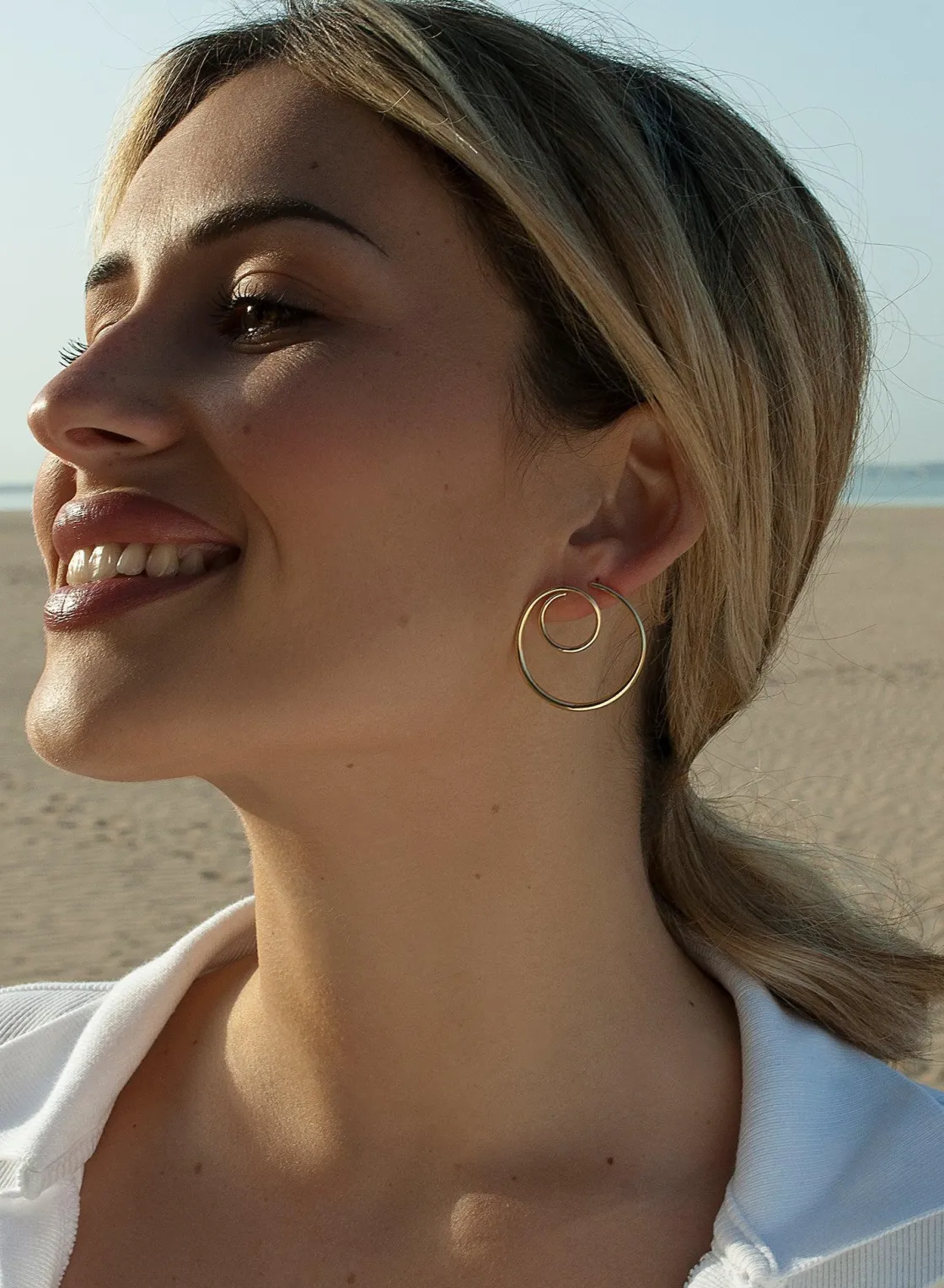 Pendientes Originales | LINEARGENT Pendientes originales diseño espiral bañados en oro