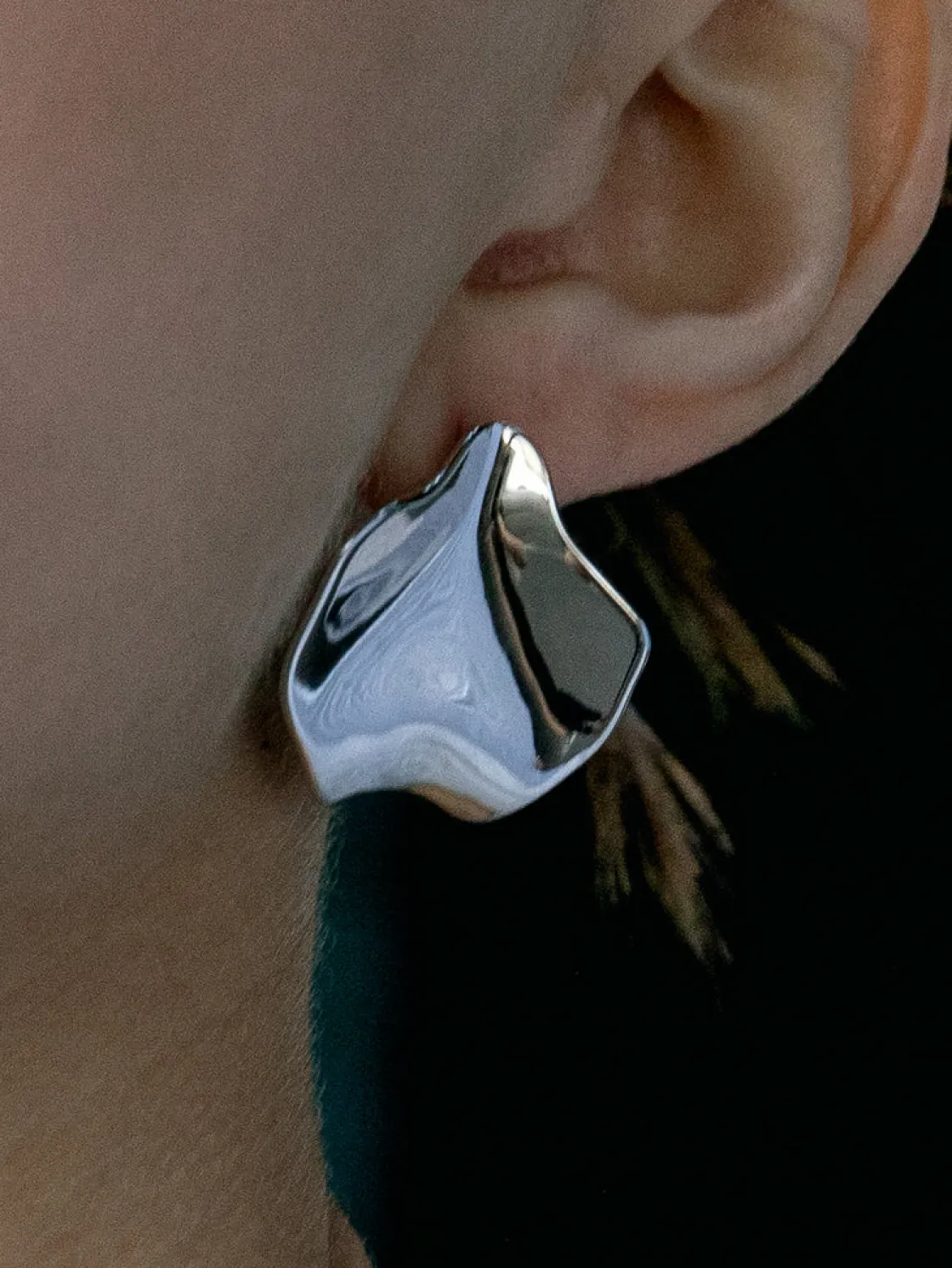 Pendientes Originales | LINEARGENT Pendientes originales diseño fluido y orgánico
