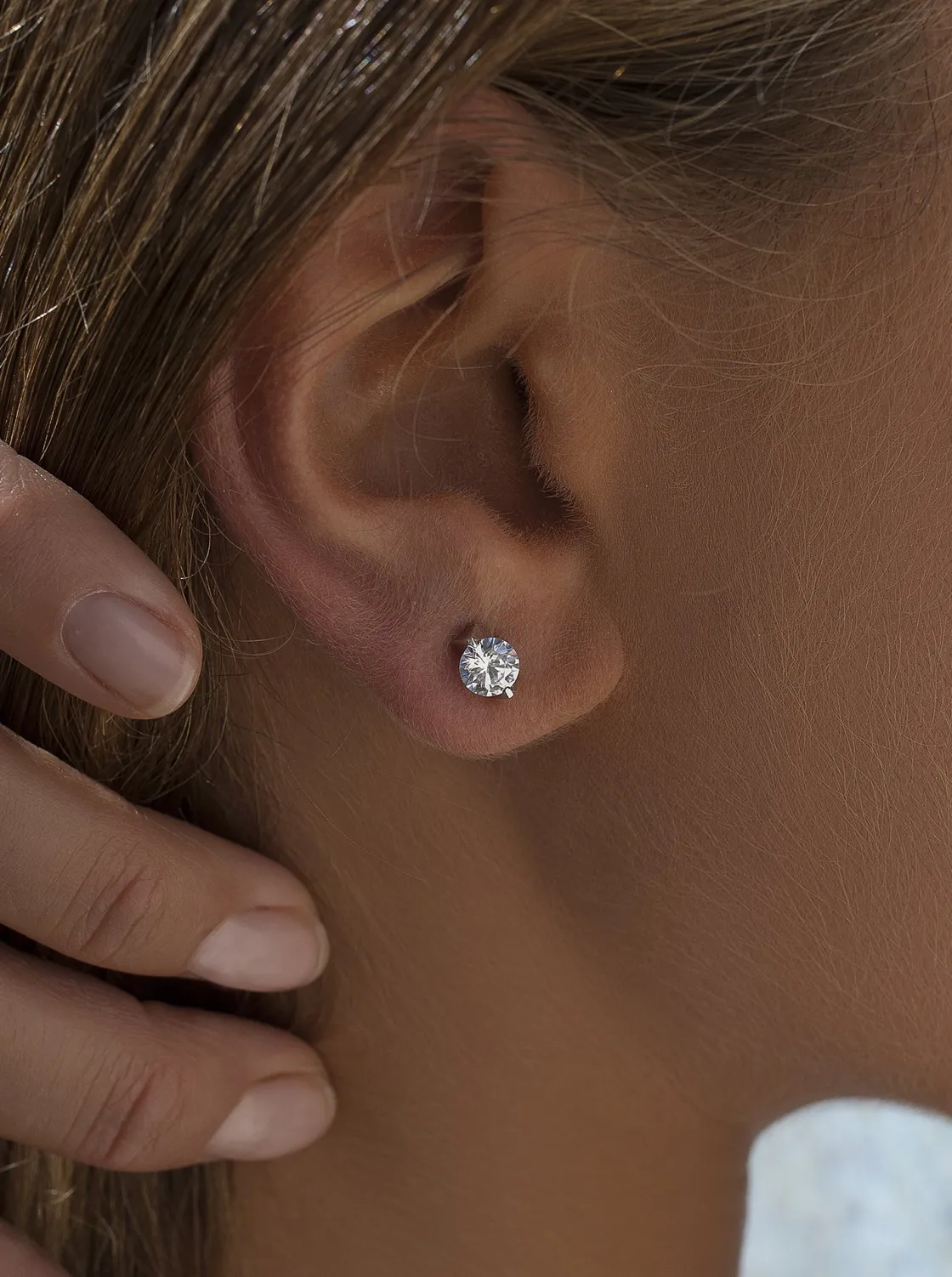 Segundo Pendiente | Pendientes Pequeños | LINEARGENT Pendientes pequeños con circonita y soporte de grapas