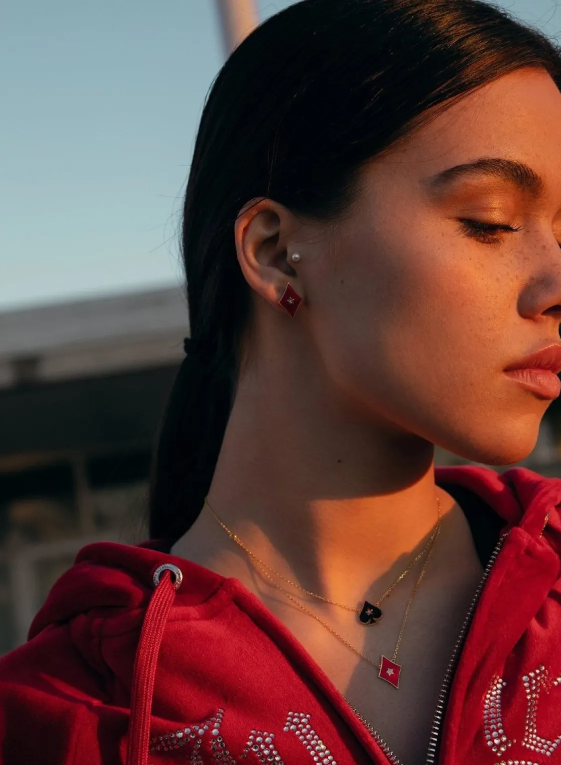 Pendientes Pequeños | LINEARGENT Pendientes pequeños diseño rombo con esmalte rojo