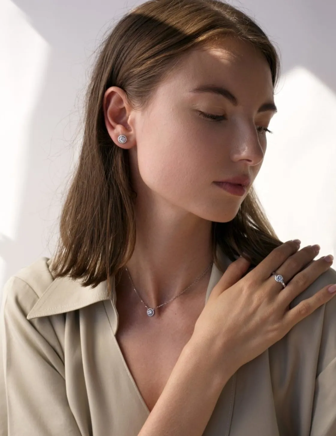 Pendientes Pequeños | LINEARGENT Pendientes pequeños plata brillantes con motivo redondo y circonitas