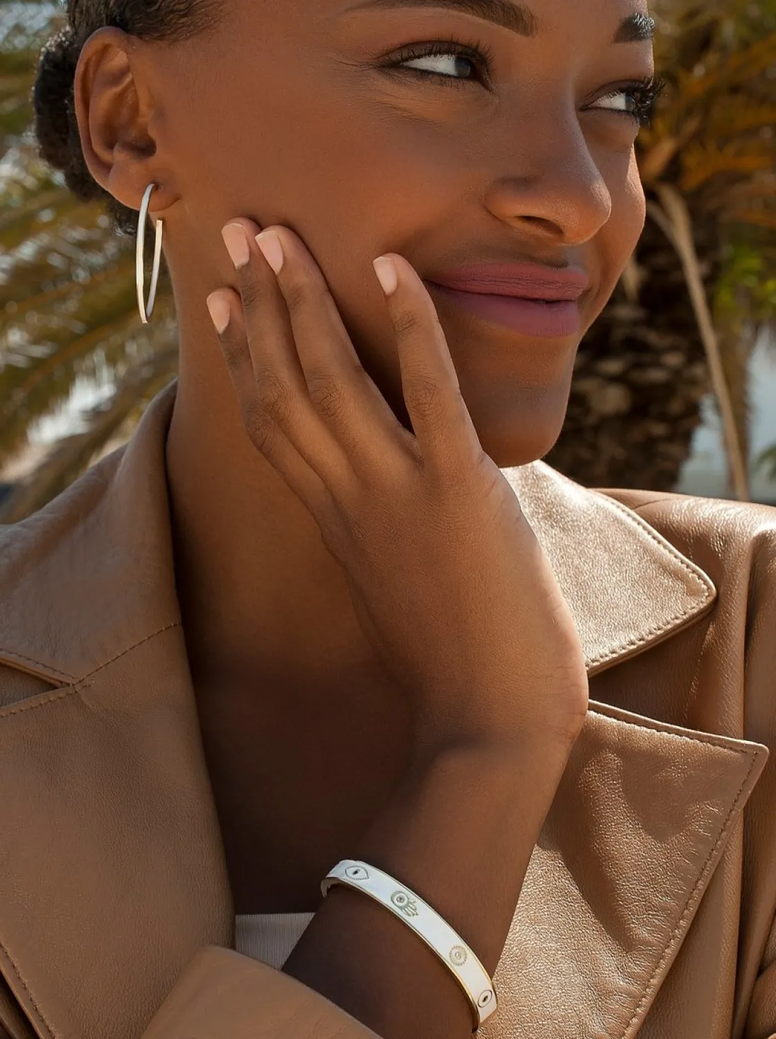 Pulseras Esclavas | LINEARGENT Pulsera esclava esmalte en plata diseño ojo y mano de fátima en blanco