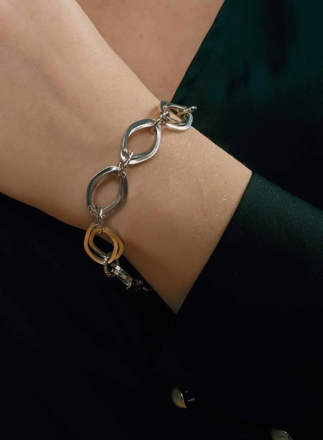 Pulsera Eslabones Plata | LINEARGENT Pulsera eslabones plata con diseño de anillas curvilíneas