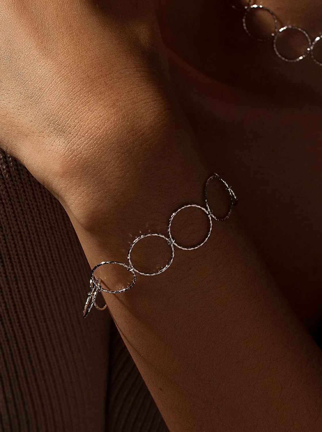 Pulsera Eslabones Plata | LINEARGENT Pulsera eslabones plata diseño aros estilo boho