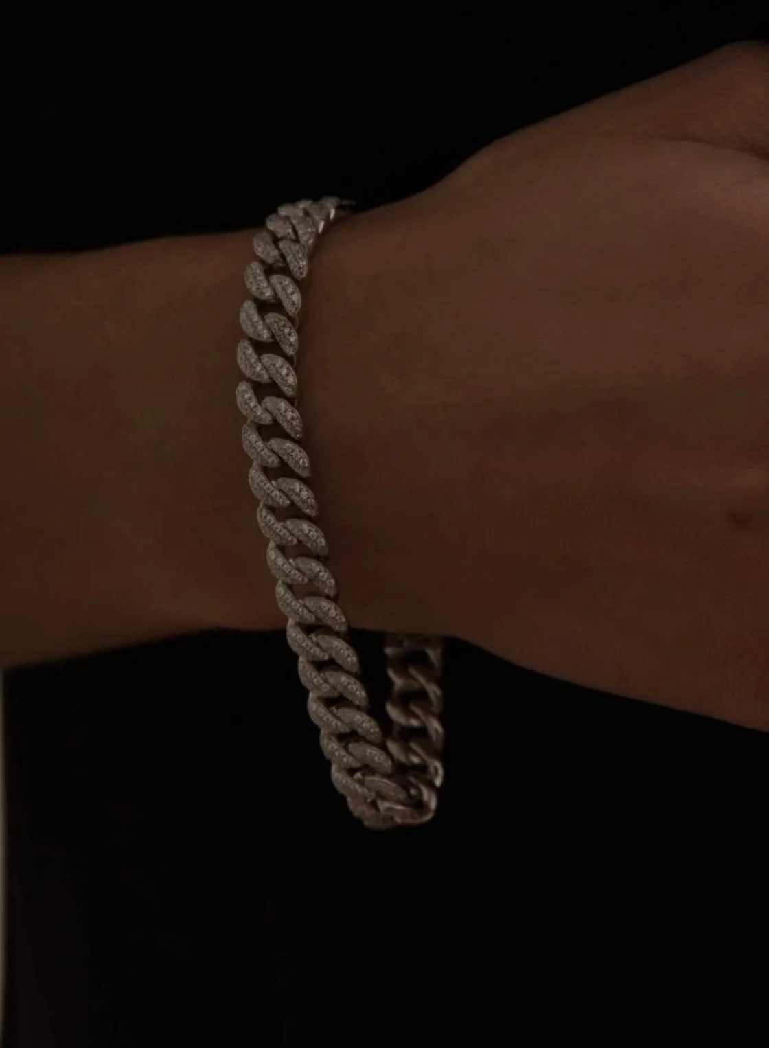 Pulseras Brillantes | LINEARGENT Pulseras brillantes en plata diseño grueso con circonita
