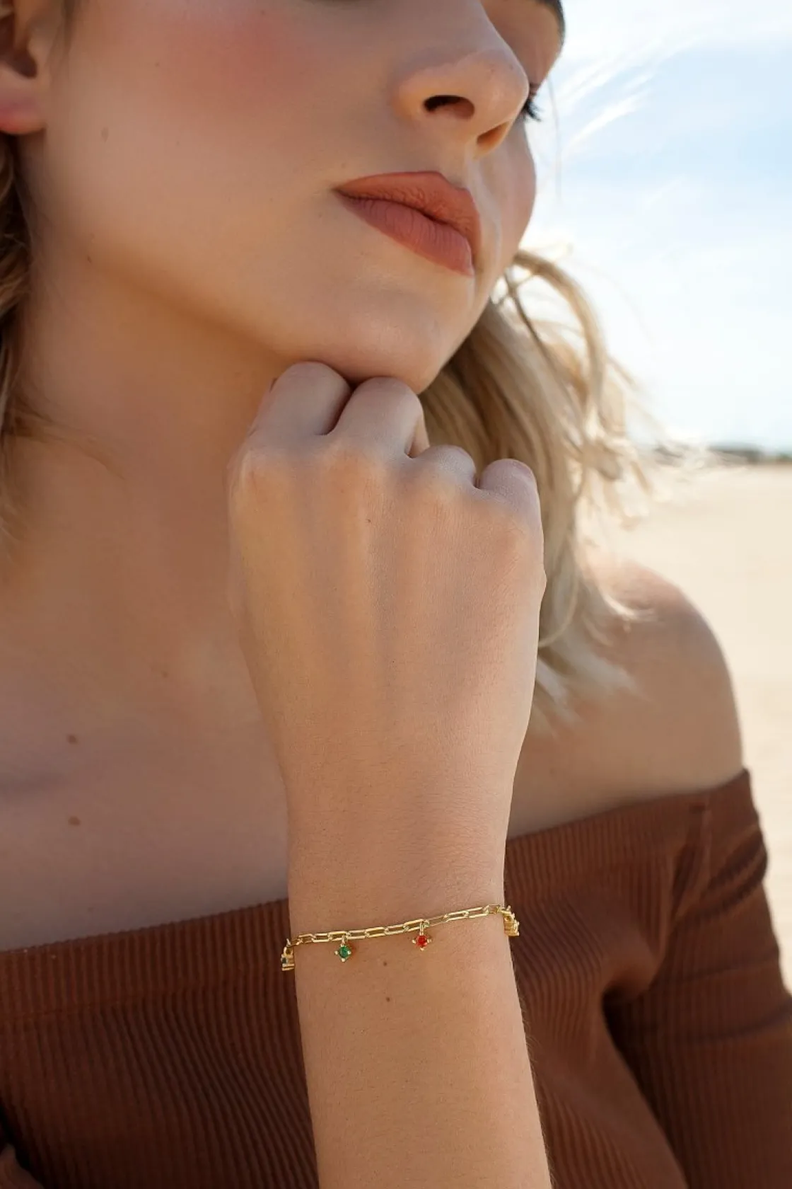 Pulseras Con Colgantes | Pulseras Finas | LINEARGENT Pulseras finas de plata con circonitas multicolor colgantes estilo cadena dorado